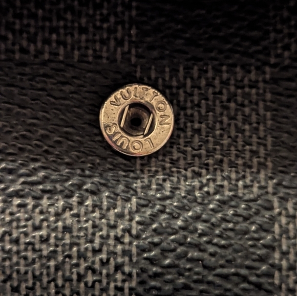 LOUIS VUITTON Damier Graphite Multicles 6 Key Case with COA VGUC - Picture 5 of 13